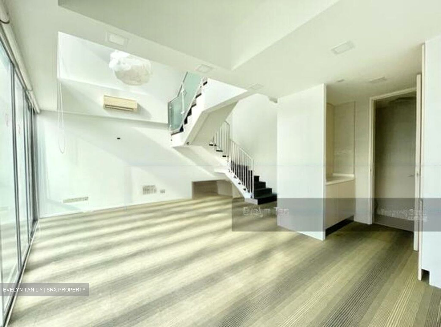 Southbank (D7), Office #460173941